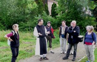 Diskussion mit einem Zinsterzienser-Mönch Diskussion mit einem Zinsterzienser-Mönch